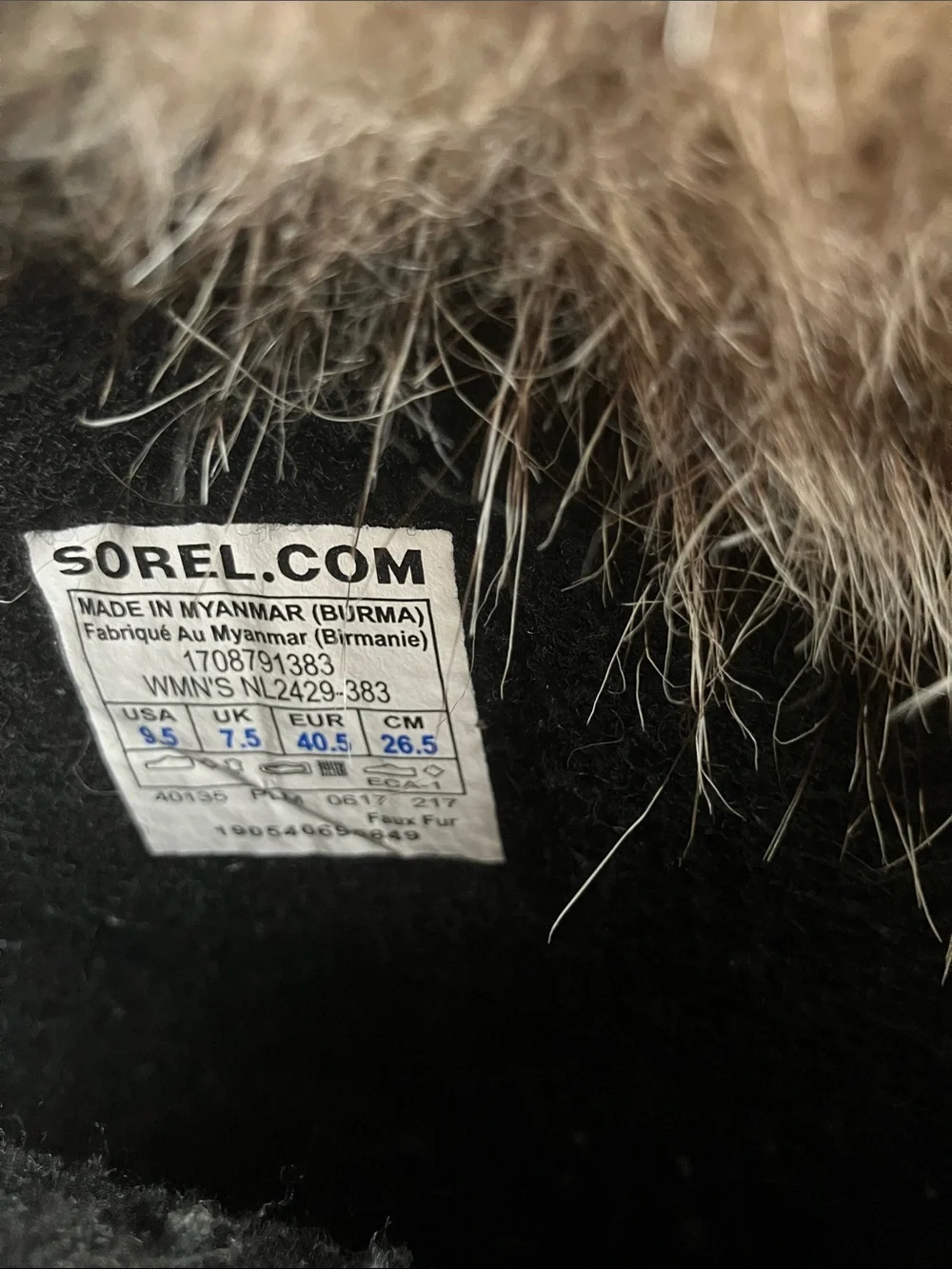 Sorel Olive Green and Black Fur-Trim Lace-Up Winter Boots